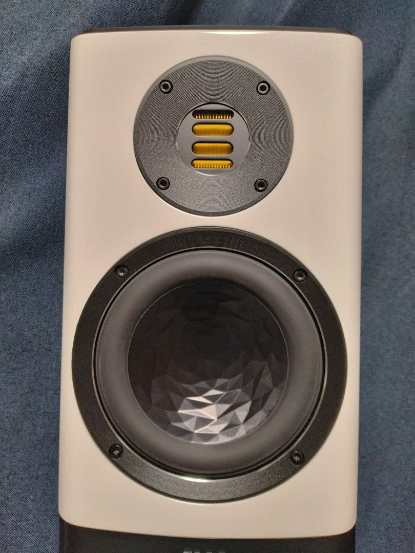 ELAC ホワイトスピーカー 専用スタンド付き