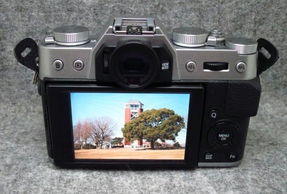 FUJIFILM X-T10 標準ズームレンズキット