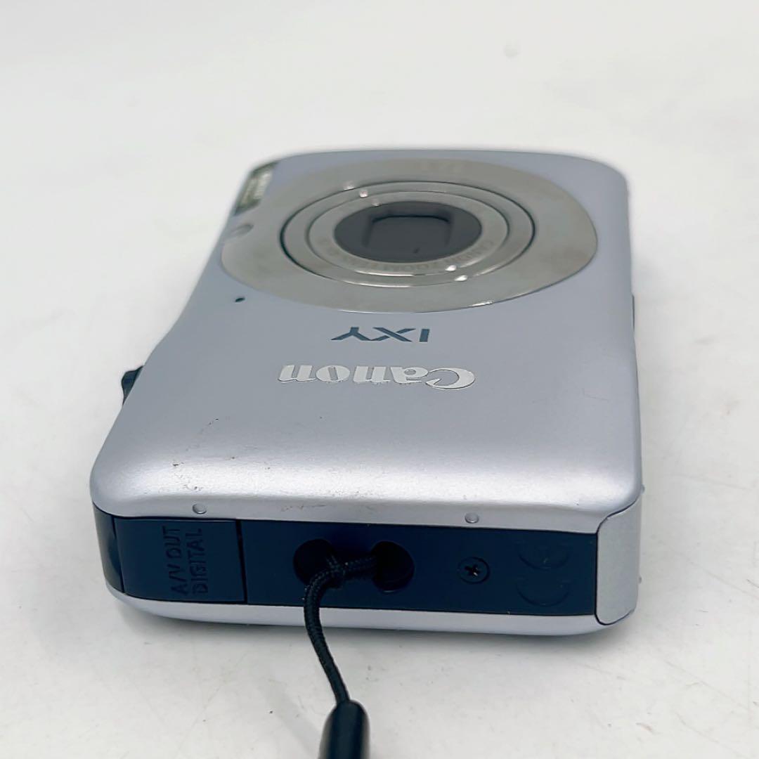 11ABM036 Canon IXY200F シルバー　デジカメ 動作品