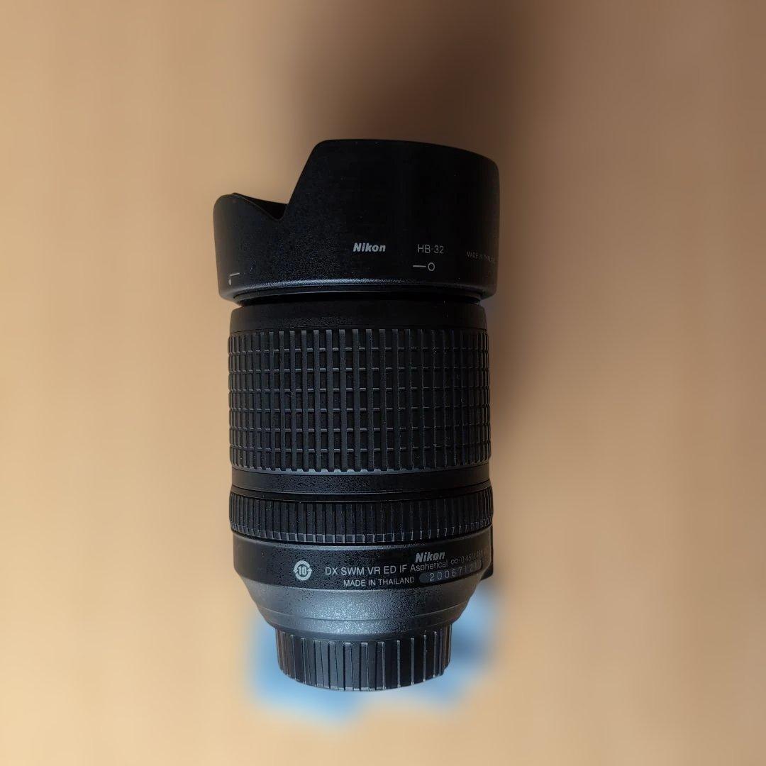 Nikon D5300 と18-140mm ズームレンズのセット