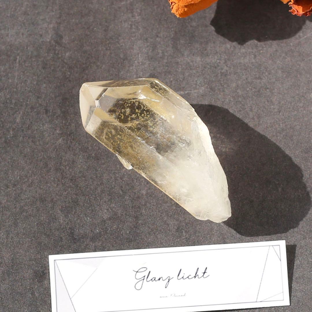 ゴールデンヒーラー クォーツ 原石 水晶 鉱物 希少石 天然石