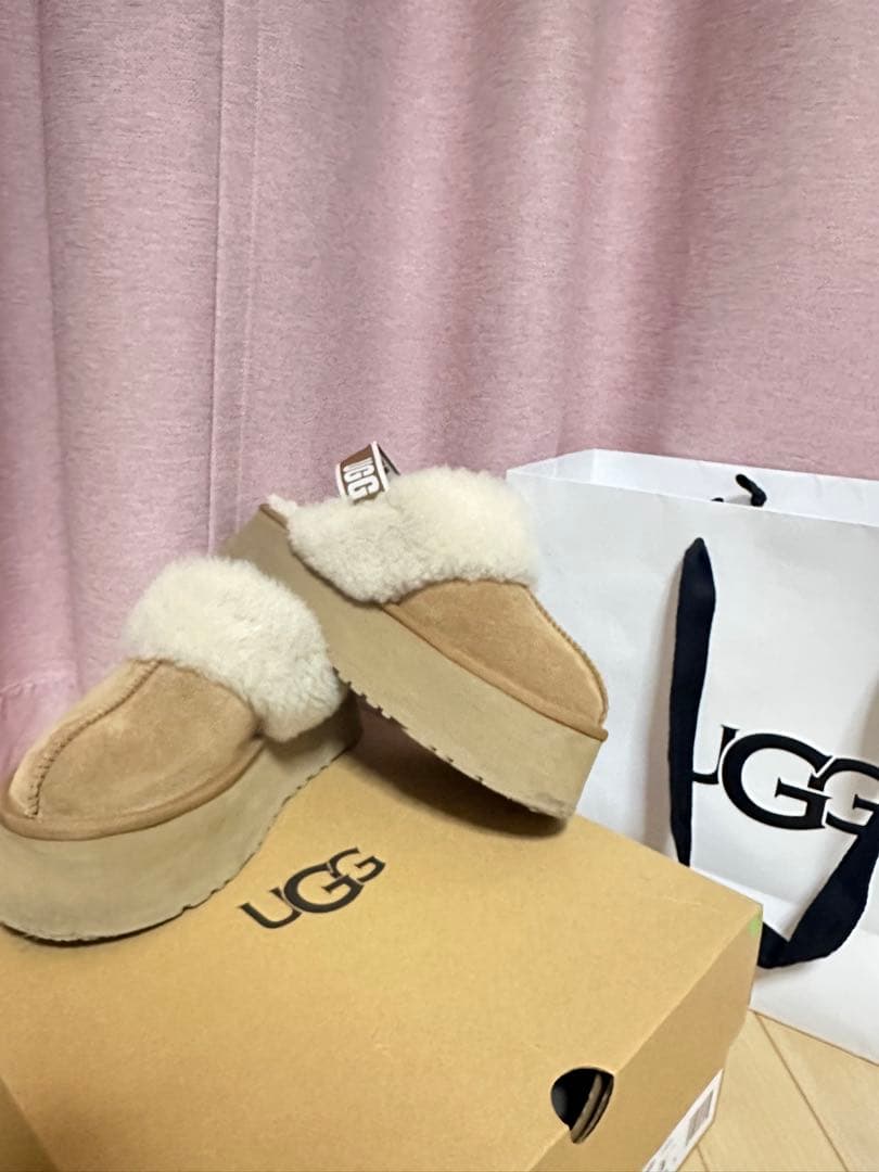 UGG ファンケット 箱＆紙袋付き