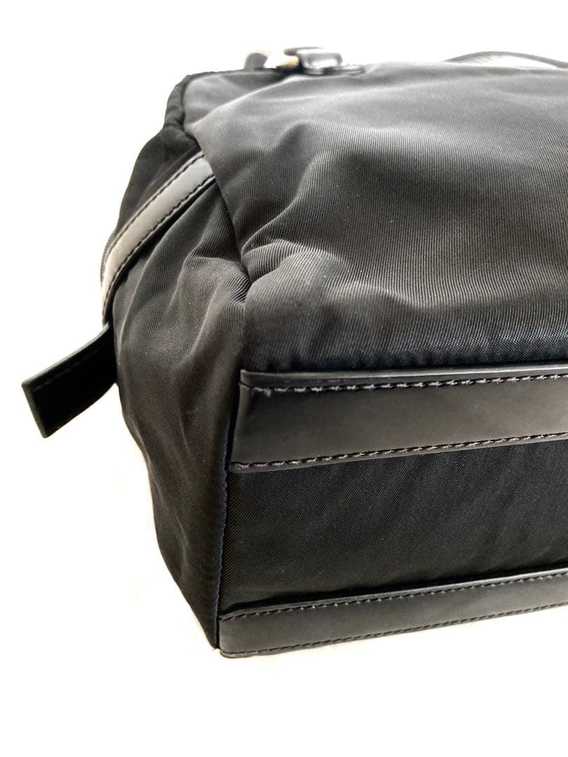 美品⭐︎PRADAナイロンショルダーバッグ