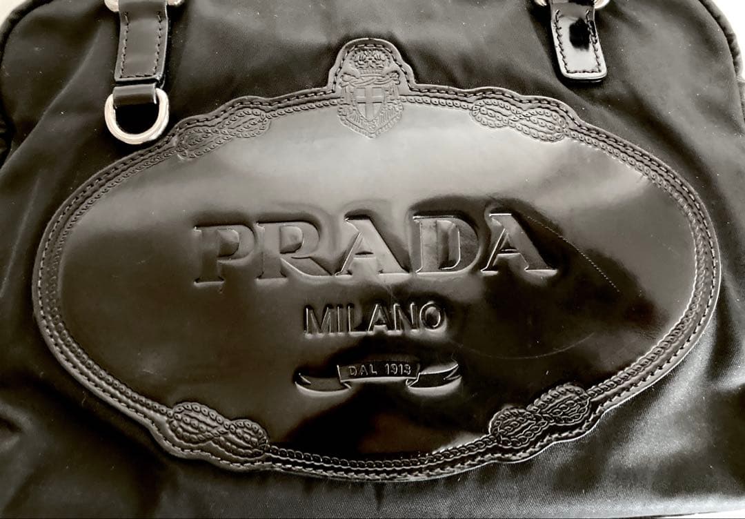 美品⭐︎PRADAナイロンショルダーバッグ