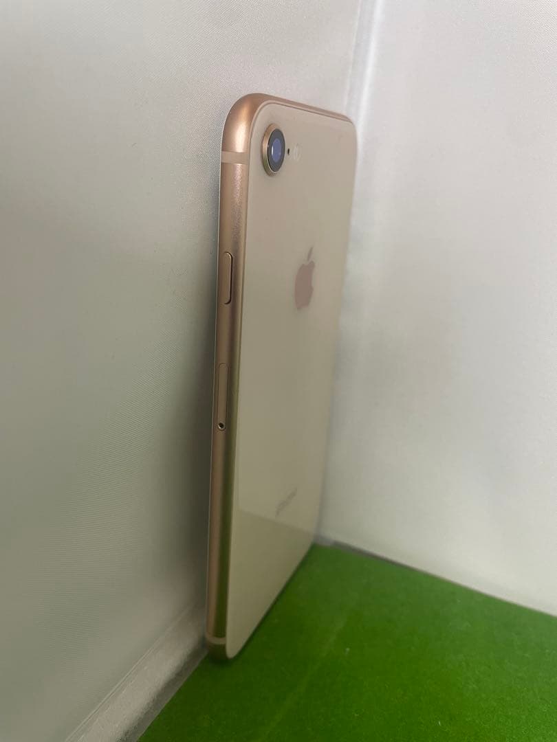 Apple iPhone 8 ゴールド 64GB
