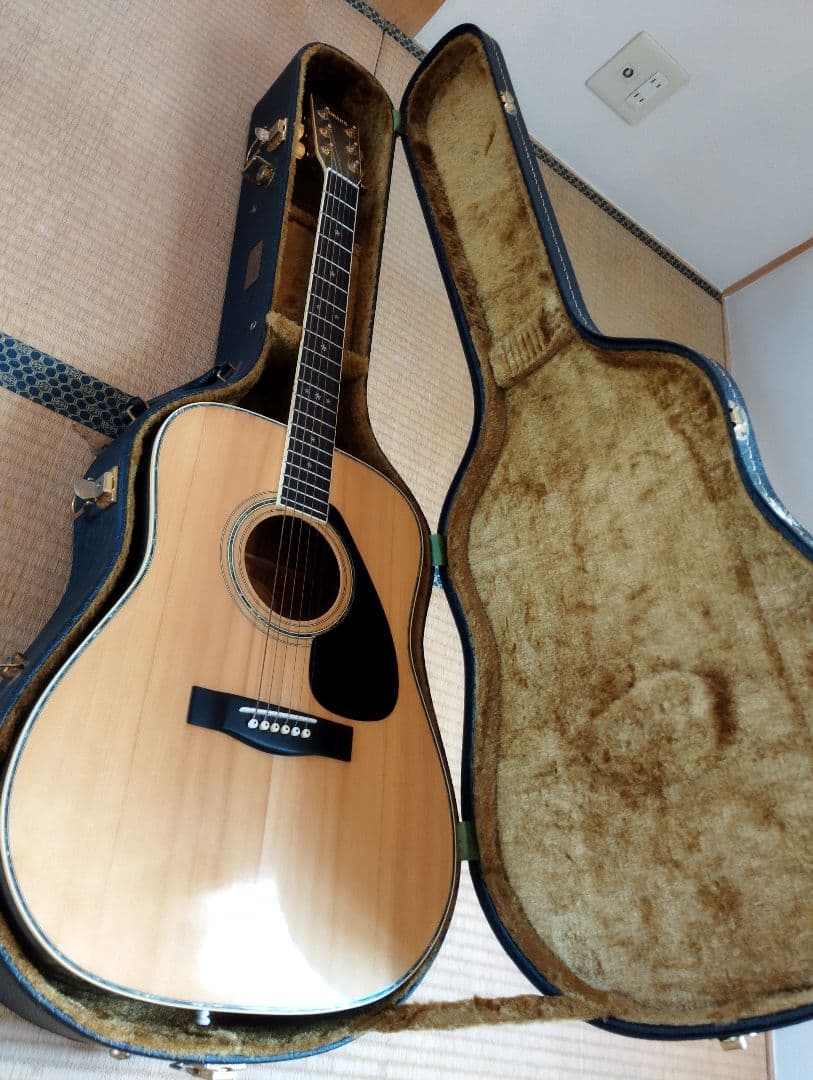 ヤマハ　　FG-350D ハードケース付き　鍵付き