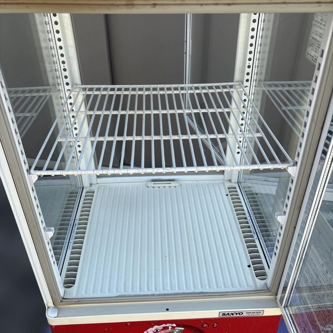 a*】様 Coca-Cola SANYO 冷蔵ショーケース SMR-S K72F