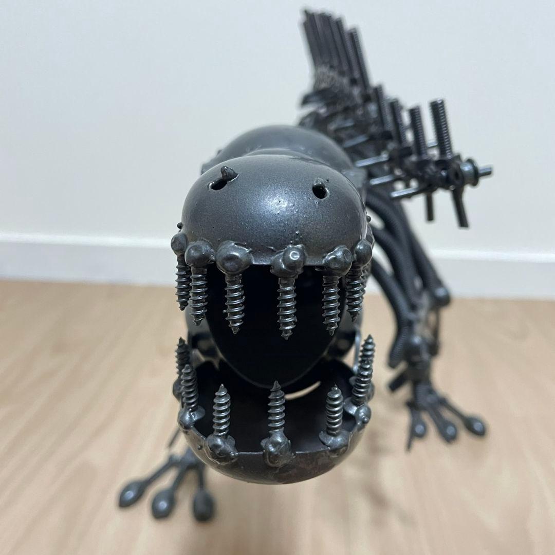 【美品/匿名配送】恐竜(大)　メタルアート　廃材アート　ボルト・ナットアート