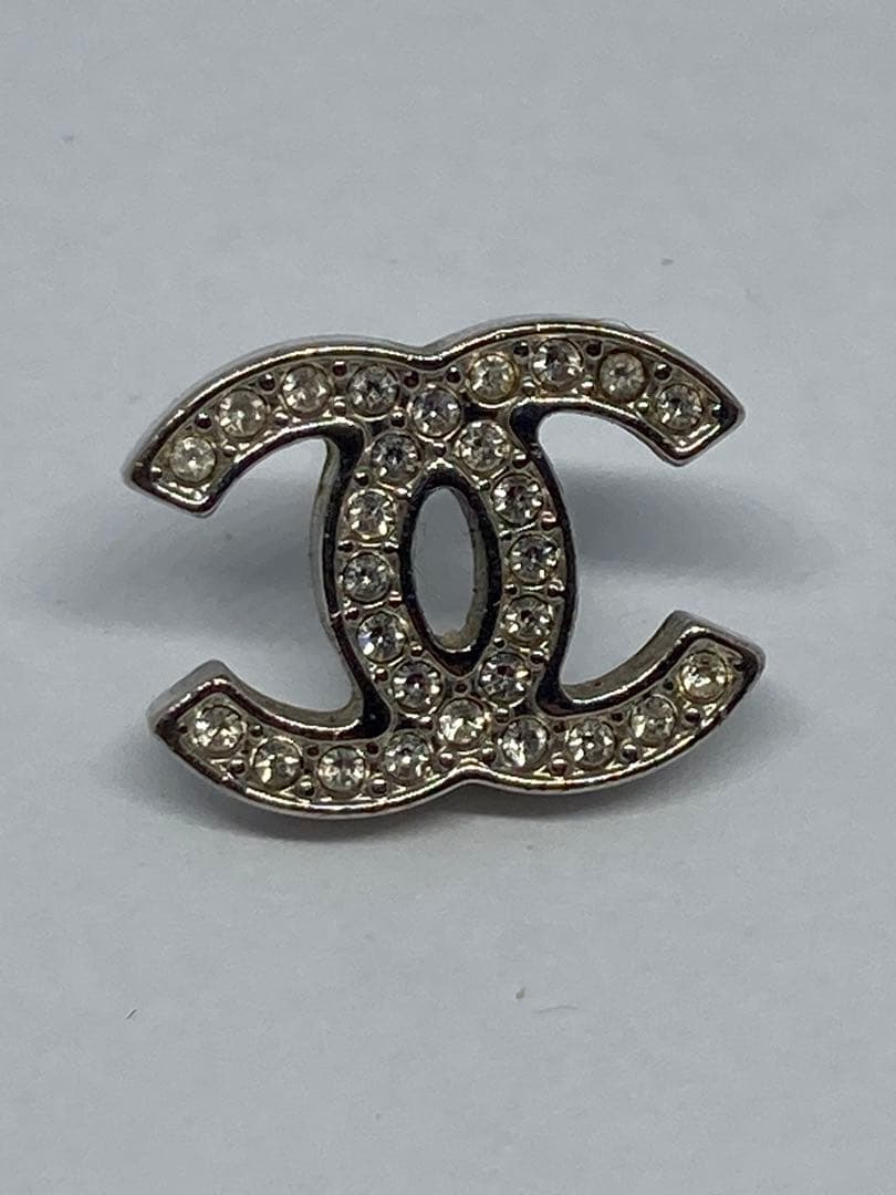 CHANEL ラインストーン ピアス(片耳用)