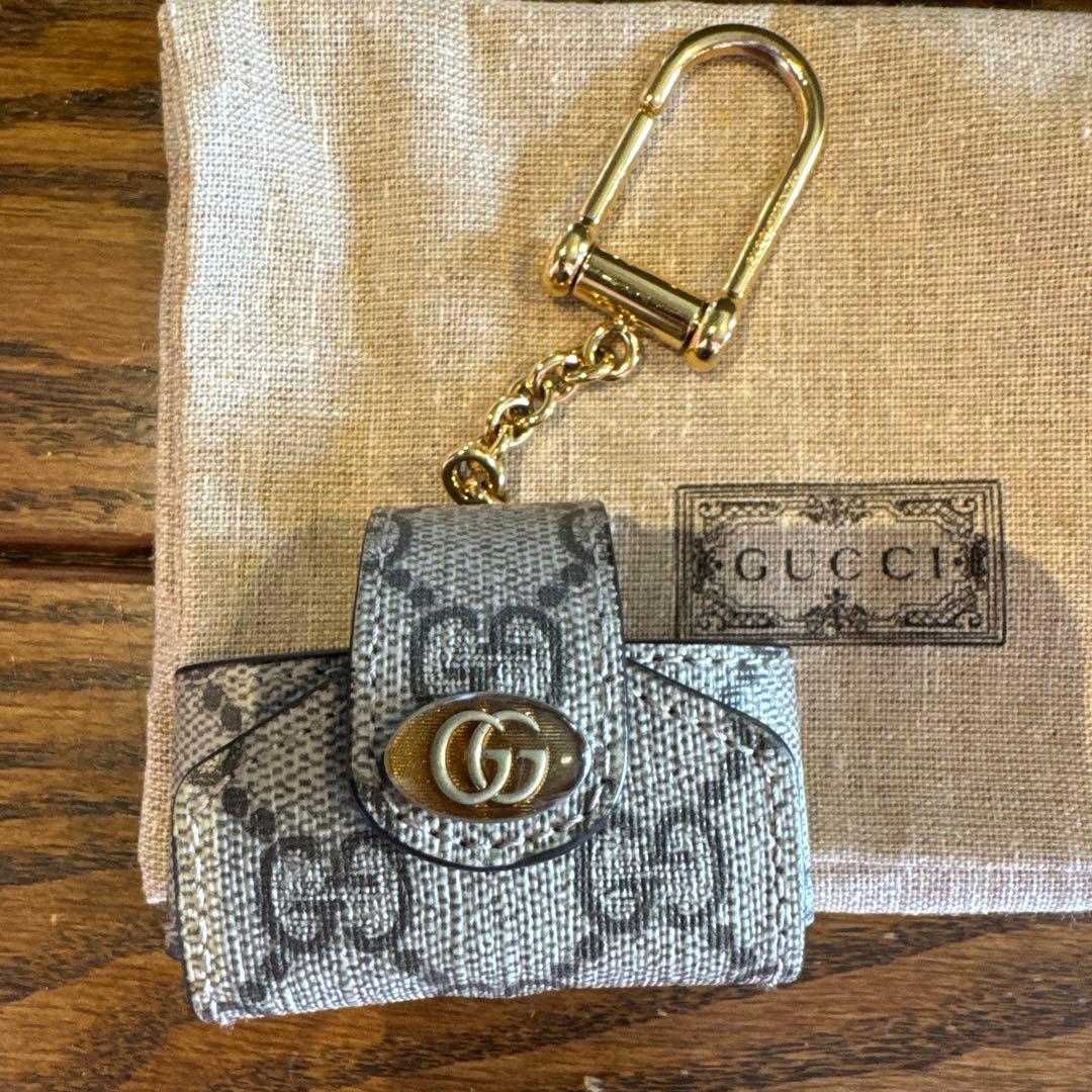 GUCCI airpodsケース