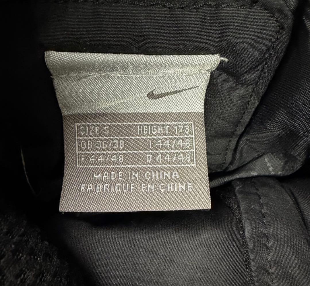 00s NIKE 中綿 フード付きナイロンジャケット テック系マウンテンパーカー