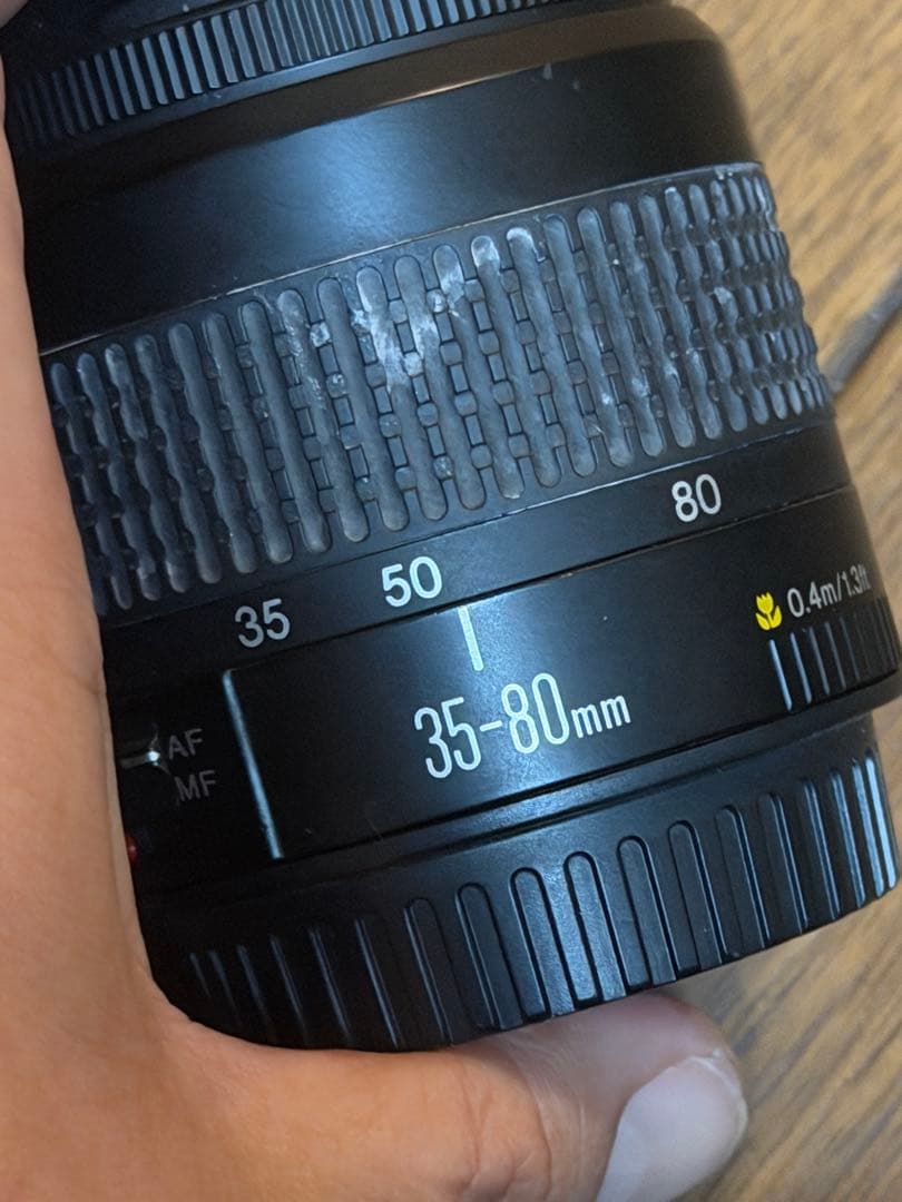 Canon EOS 5D Mark IV モニターに不備あり