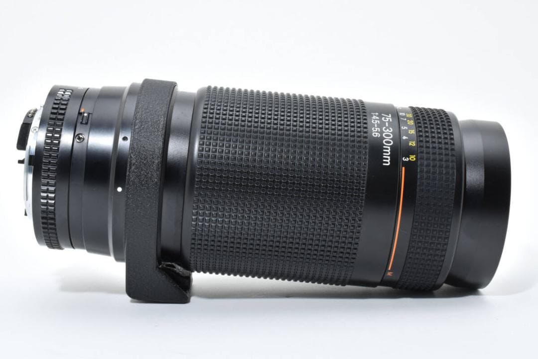 ★極上美品★ニコン AF 75-300mm F4.5-5.6 三脚座付き#575