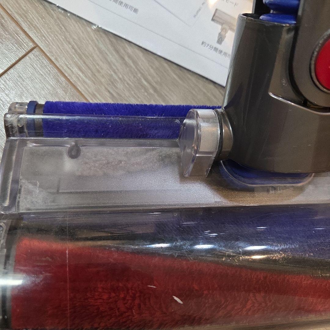 dyson　v8 fluffy+ ダイソン　掃除機　スティック　クリーナー