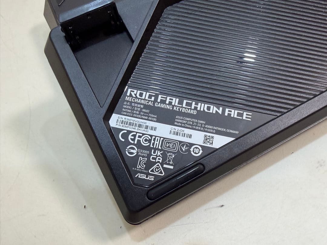 ASUS M602 ROG FALCHION ACE／NXRD／BLKキーボード