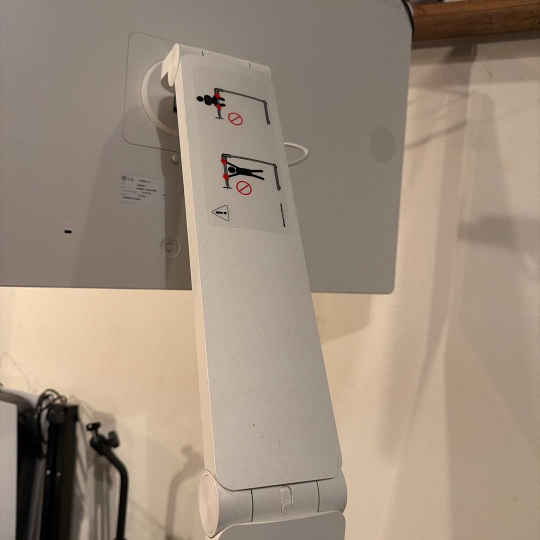 LG Smart Monitor Swing スマートモニター スタンド付
