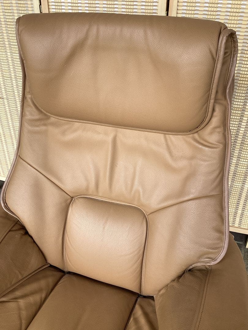 カリモク　リクライニングチェア 回転椅子　パーソナルチェア