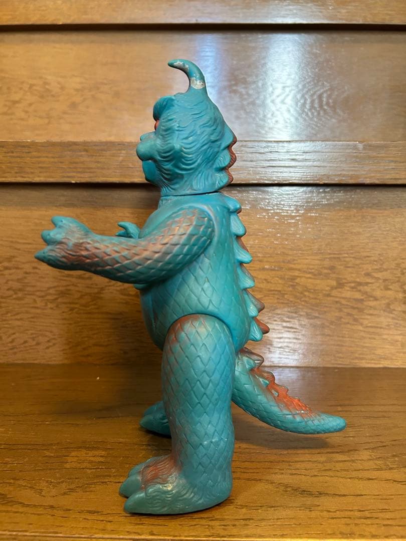 ゴメスマルサン当時物スタンダードサイズ