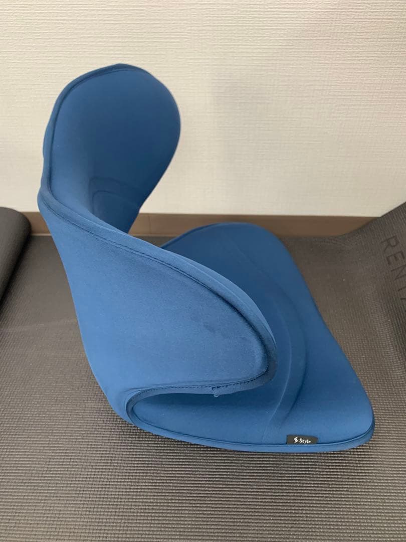 Style SMART 姿勢矯正クッション