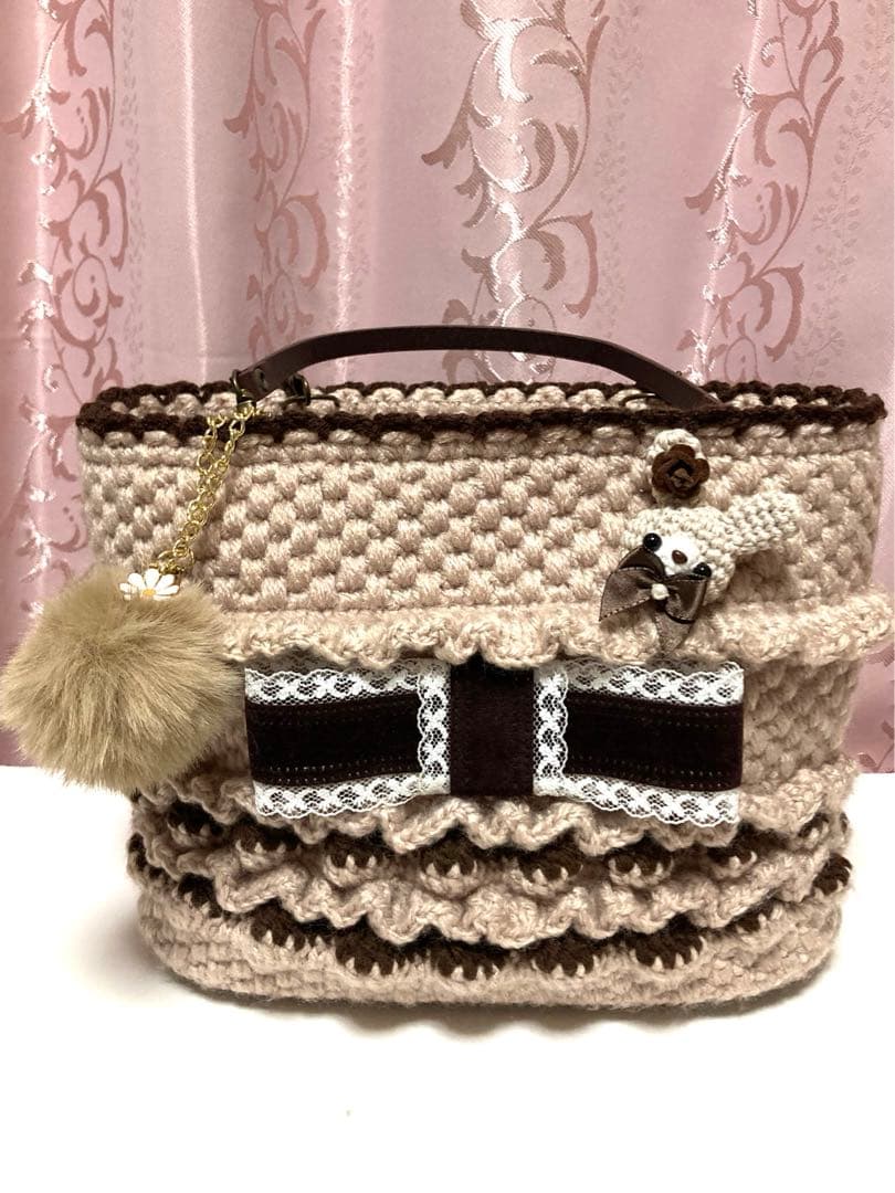 ♥️手編み♥️ハンドメイド♥️いちごフリルバッグ♥️いちごバッグ♥️
