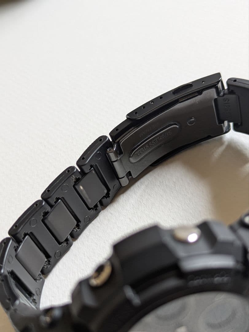 CASIO / G−SHOCK / AWG−M100BC−1AJF