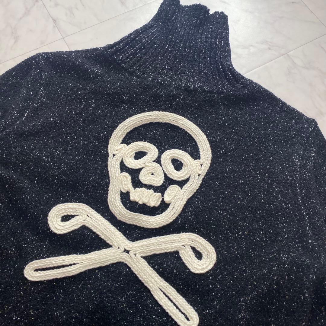 美品✨マークアンドロナ　スカル　刺繍ビッグロゴ　ハイネックニット　黒
