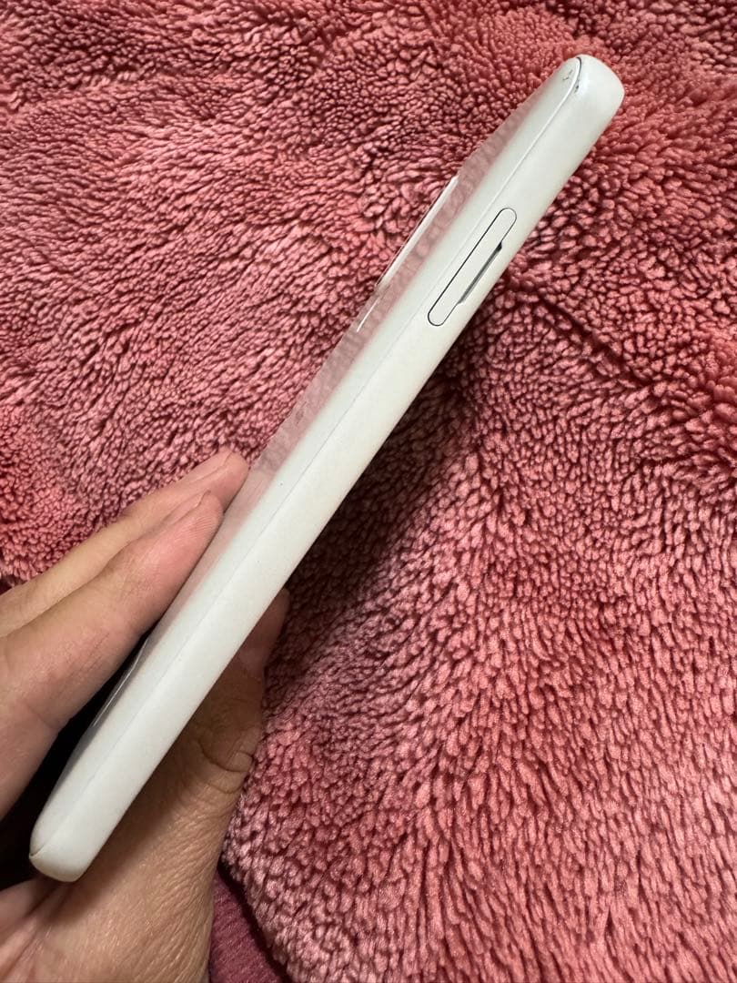 docomo Arrow W5 スマートフォン本体