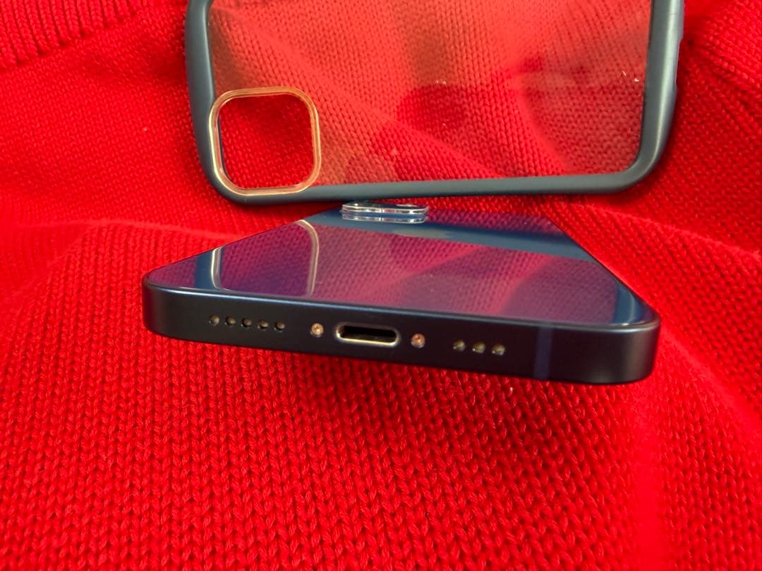 ガ*ウ様 Apple iPhone 12 青