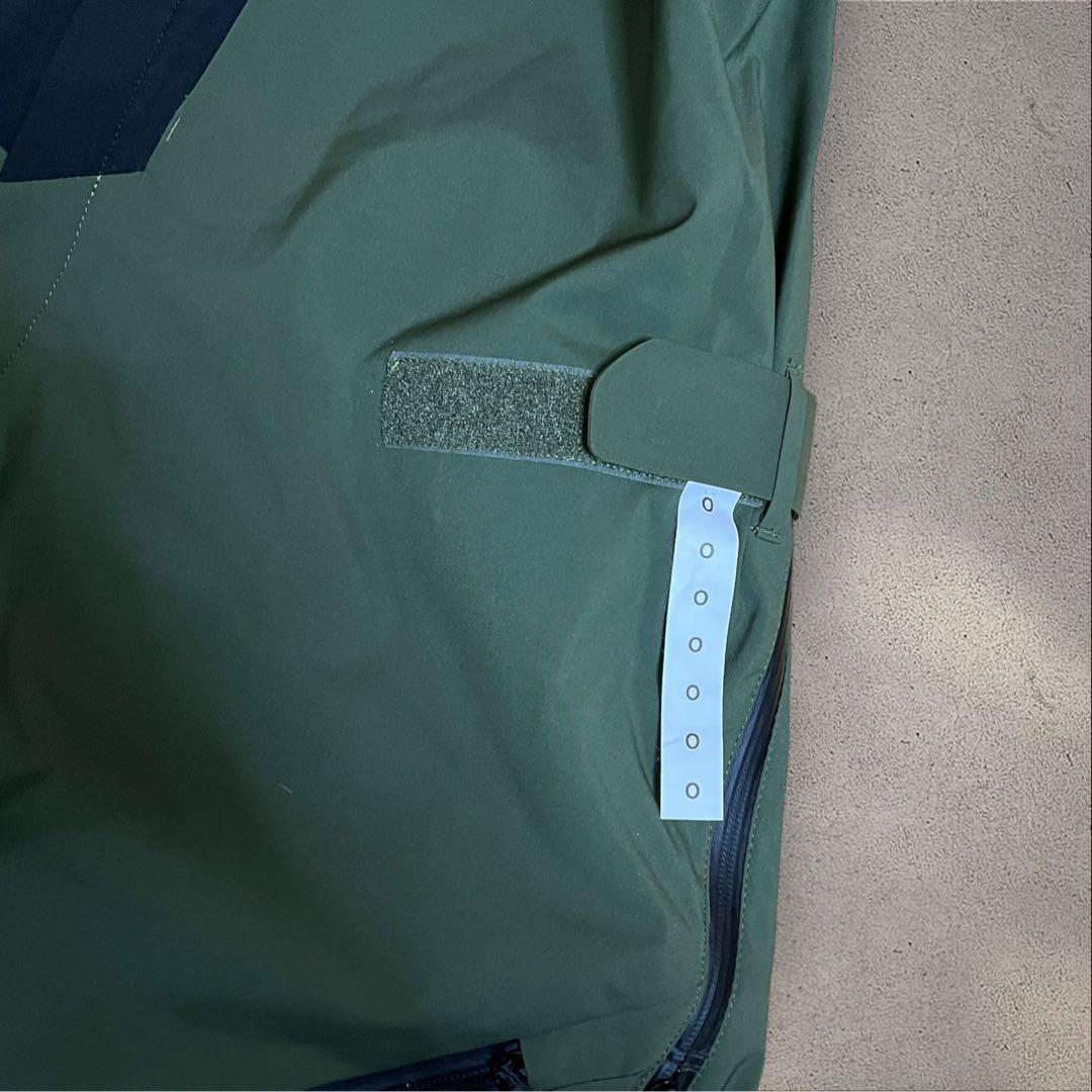 DESCENTE S.I.O インサレーテッドビブパンツ DWUWJD53