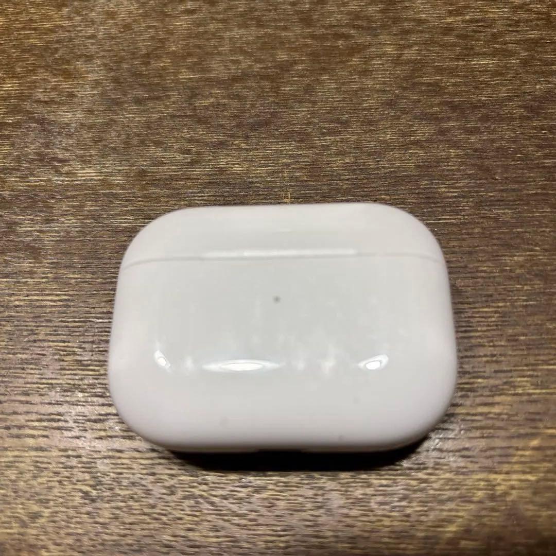 Airpods Pro2 (USB Type-C)。ケース付き。