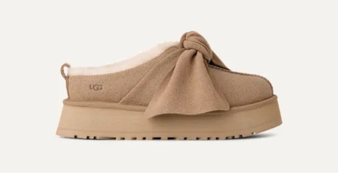 新品UGG リボン付き　プラットフォーム スリッポン ボウ 25センチ