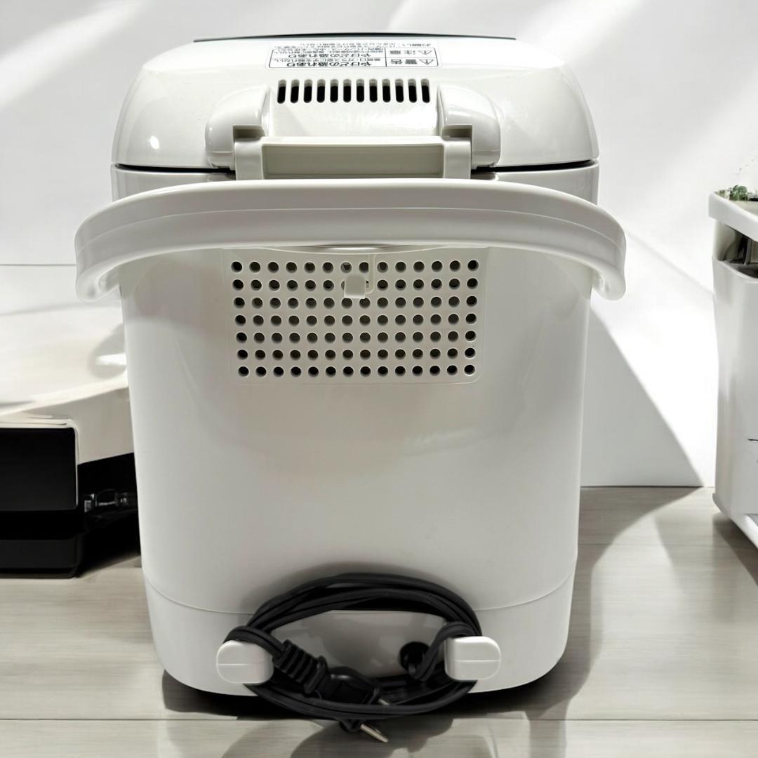 ☆2022年製 極美品 MK精工 HBK-152 ホワイト 自動ホームベーカリー