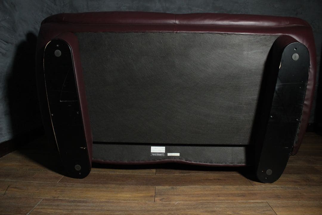 首都圏送無料〜カリモク　29万　クラウド　本革張り　2.5人掛け　ソファ　赤茶