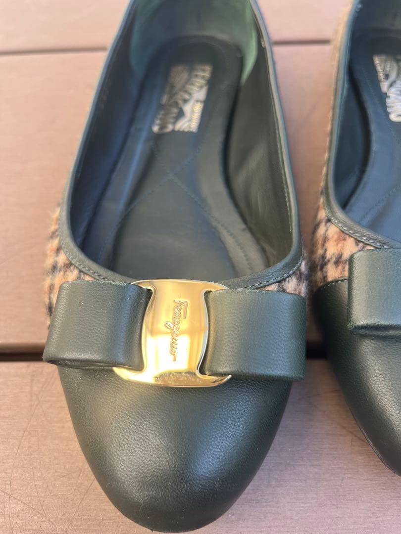 フェラガモ バレイシューズ