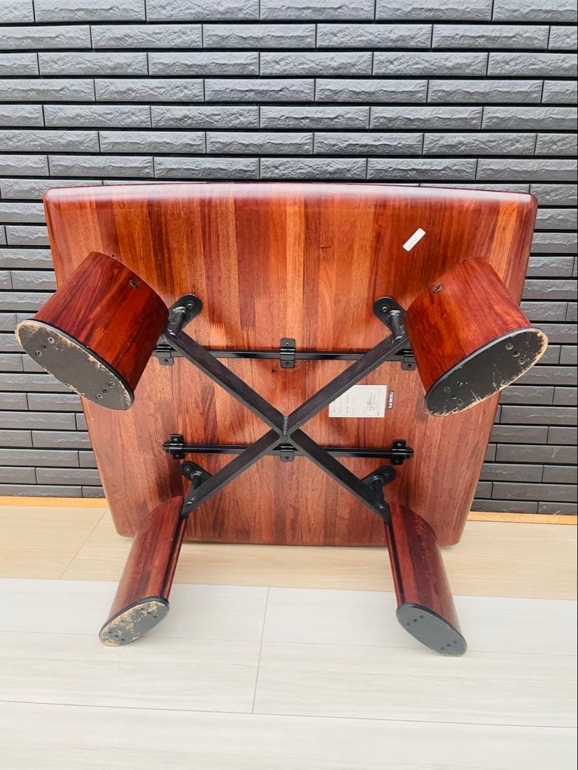 karimoku カリモク　ビベンテ花梨材リビングセンターテーブル正方形