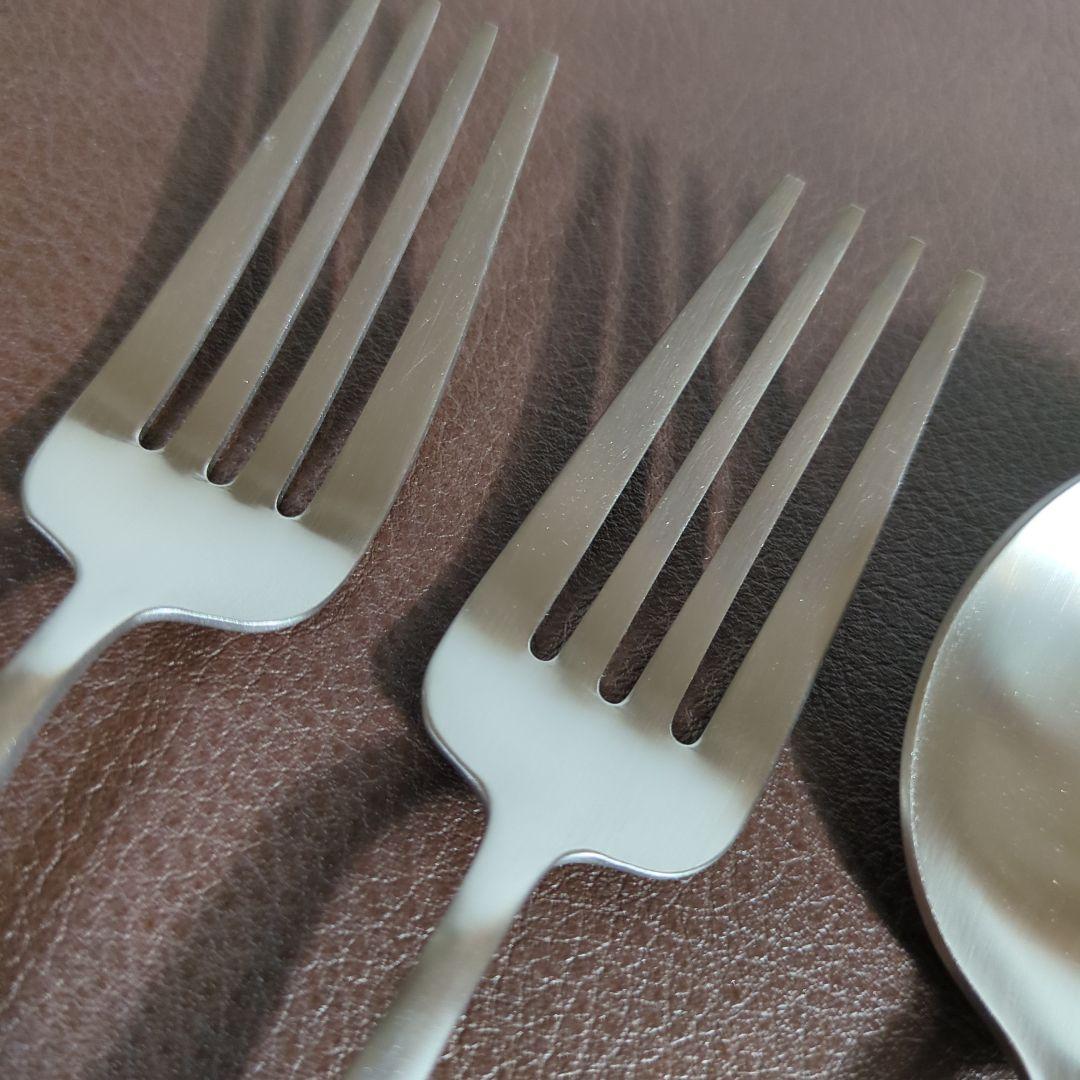 cutipol クチポール　ムーン　moon マットシルバーディナー6本セット