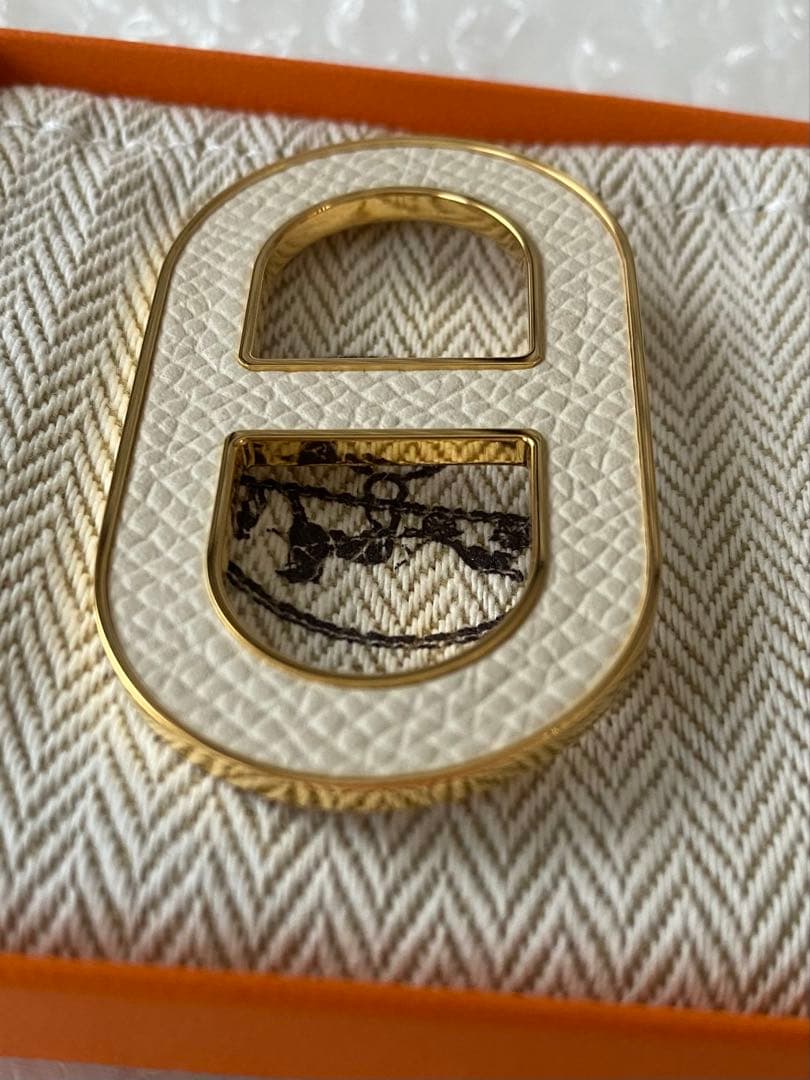 エルメス　HERMES ブローチ　シェーヌダンクル　バッジ　クレ　ゴールド　新品