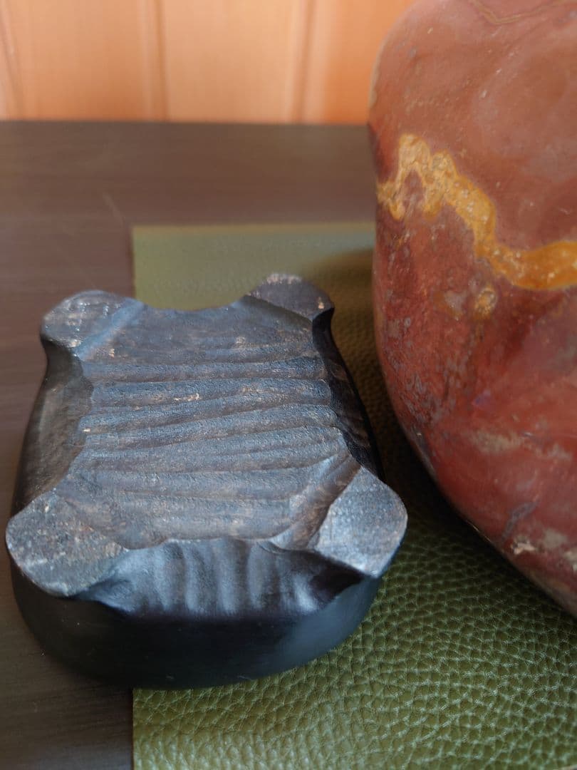 津軽　錦石 鑑賞石　青森県津軽西海岸　自然石　盆石　水石　赤石