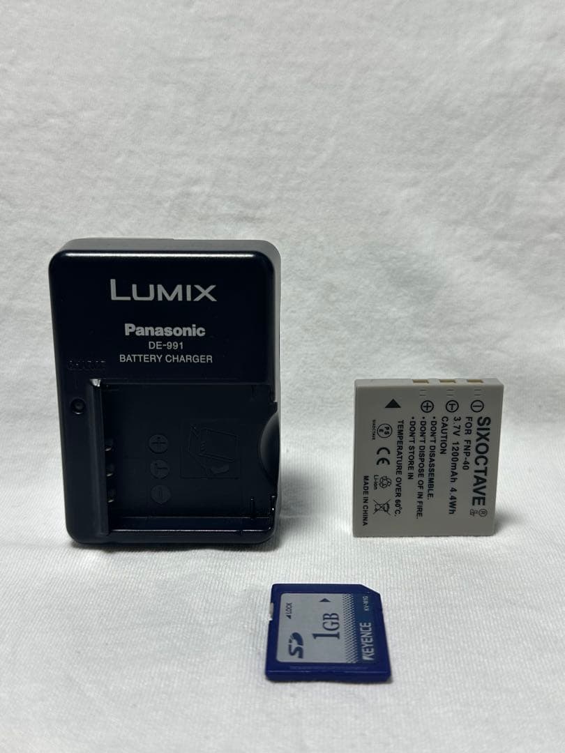 値引き中SDカード付き⭐︎Panasonic LUMIX DMC-FX7 シルバー