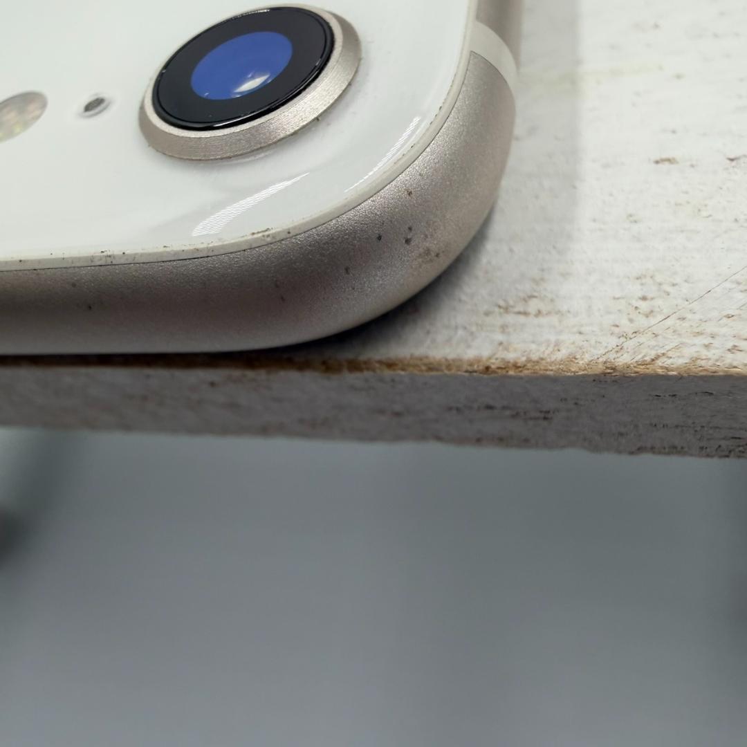 iPhone SE第3世代 64GB スターライト 410