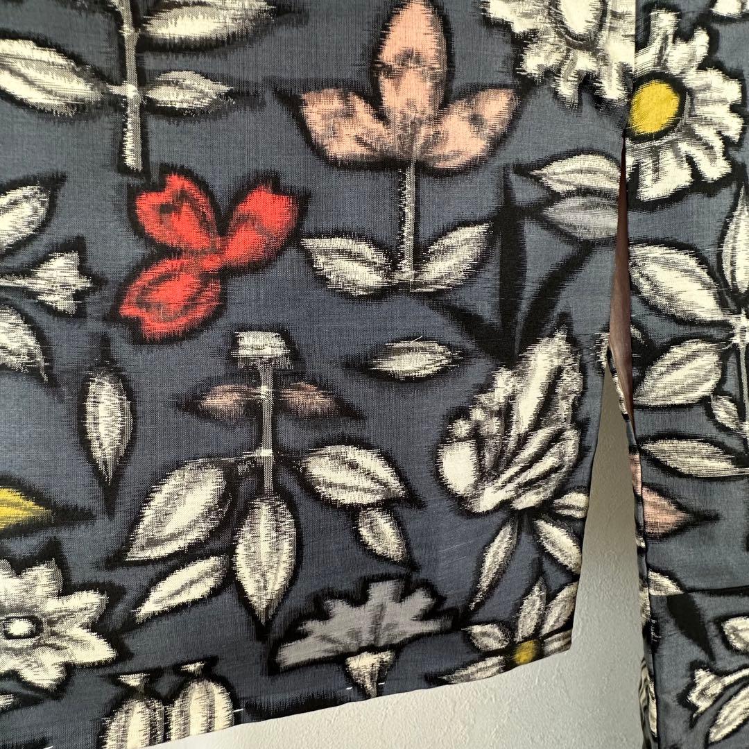 しつけ付　正絹　袷　着物　和装　銘仙　グレー　花柄 レトロ 153 アンティーク