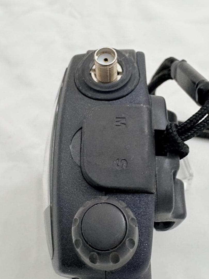 STANDARD C601(430/1200MHz FMハンディ機)