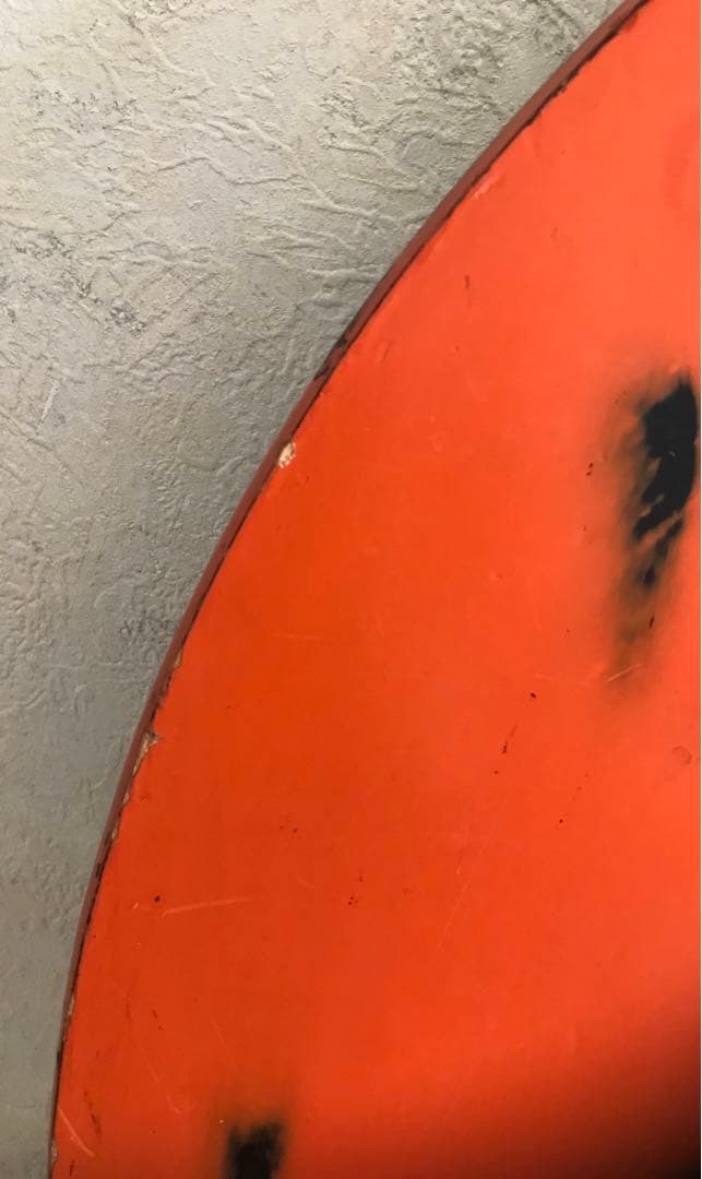 昭和レトロ　オレンジ、黒色 円形木製折り畳みテーブル　【希少】