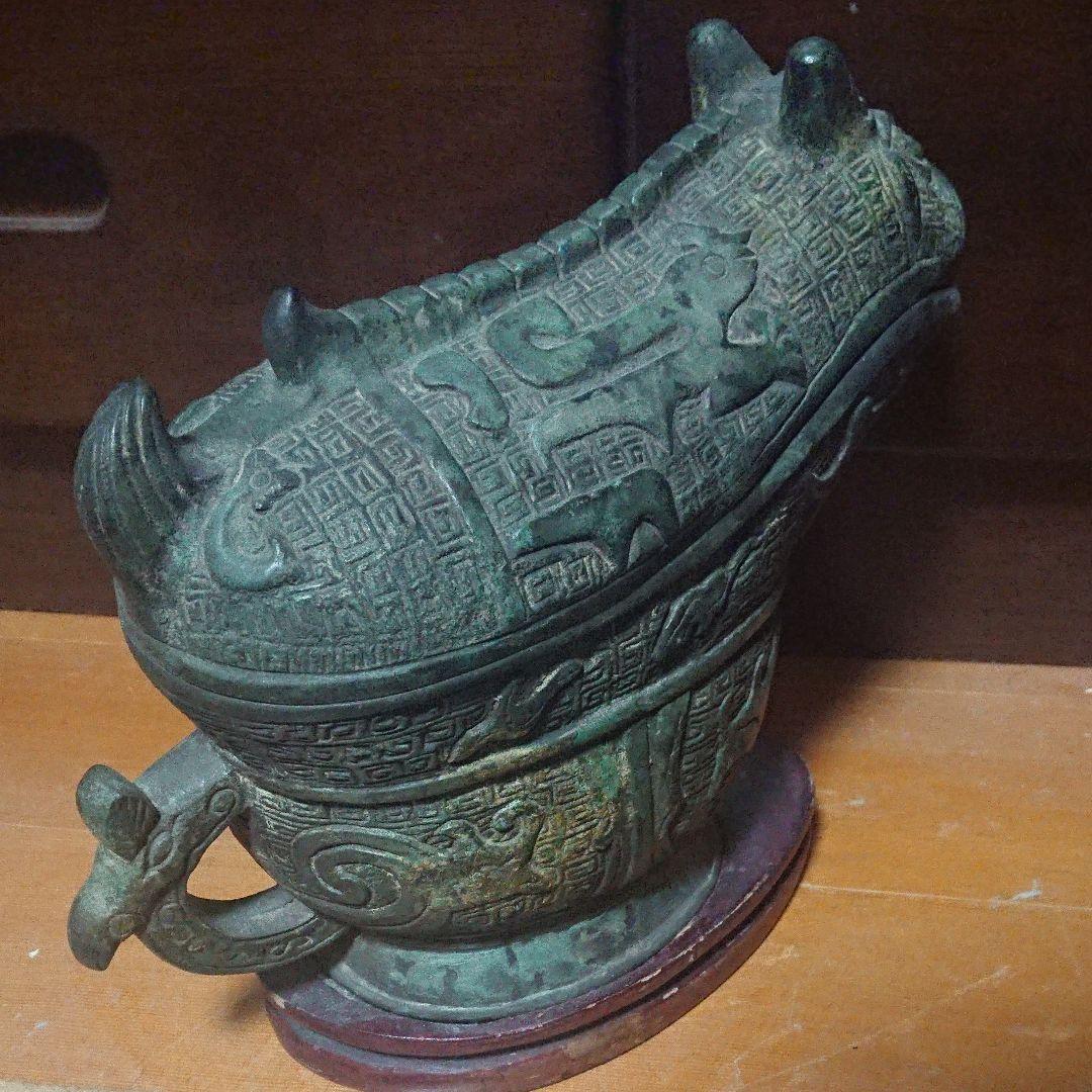 中国の金属製置物　骨董品　アンティーク