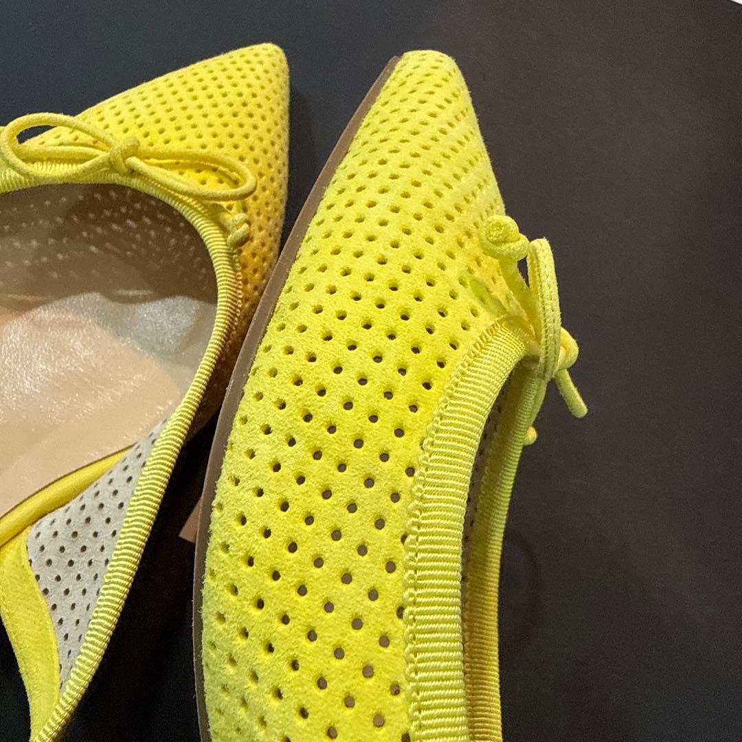 Christian Louboutin イエローミュール　36