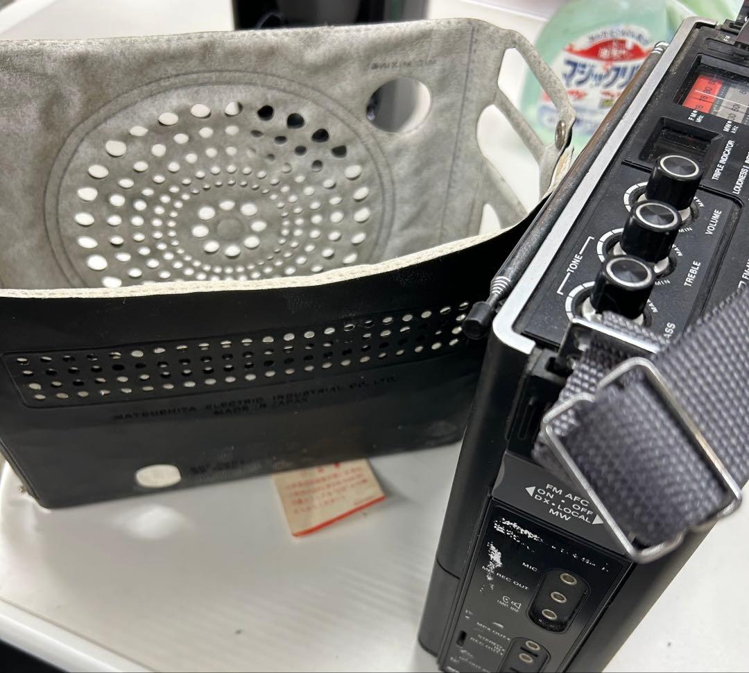 ナショナルパナソニッククーガー　ラジオ　RF1150 ジャンク