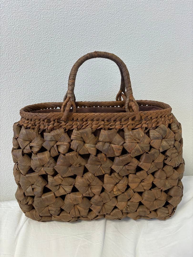 ス*ー様 山葡萄かごバッグ 定価17万 ほぼ未使用 籠 花編み 美品 かご 山ぶ