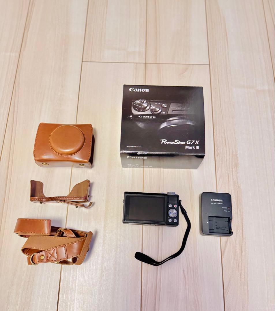 Canon PowerShot G7 X Mark III 本体と付属品