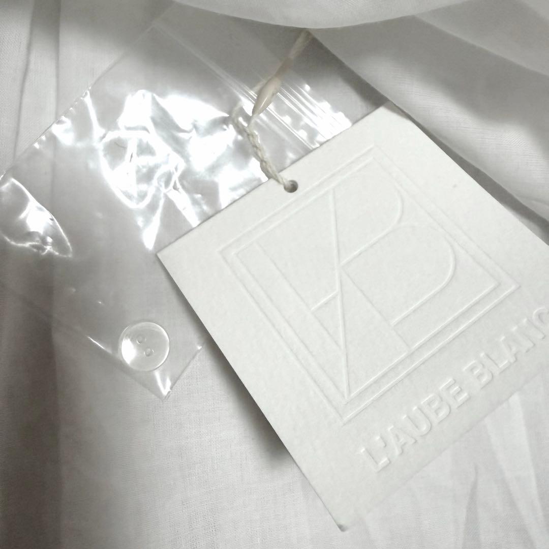 【未新品タグ付】2025✨️完売品✨️ローブブラン ジオメトリック レース ブラウス