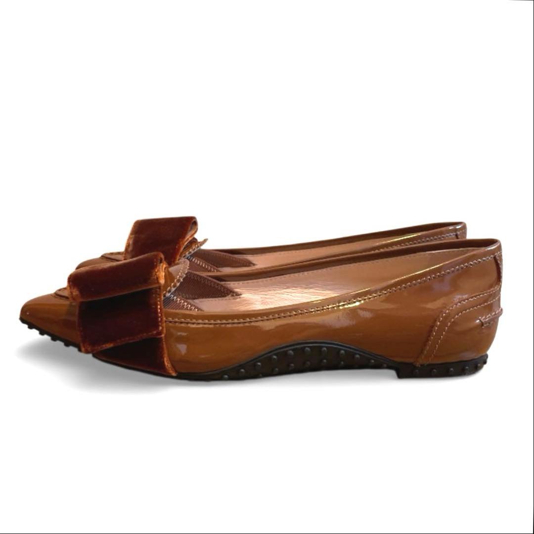 【美品】TOD'S トッズ パンプス フラット パテント エナメル キャメル